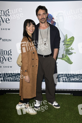 Weltpremiere der 'Falling In Love' Grand Show 2023 in Berlin