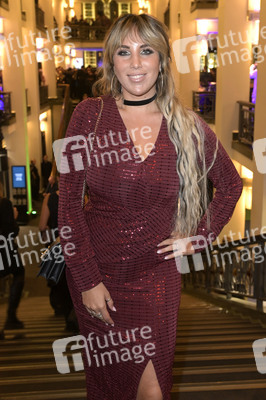 Weltpremiere der 'Falling In Love' Grand Show 2023 in Berlin