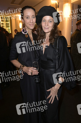 Weltpremiere der 'Falling In Love' Grand Show 2023 in Berlin