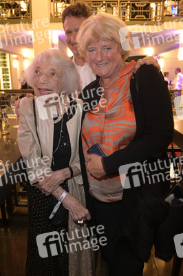 Weltpremiere der 'Falling In Love' Grand Show 2023 in Berlin