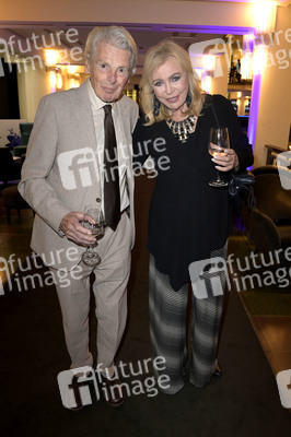 Weltpremiere der 'Falling In Love' Grand Show 2023 in Berlin
