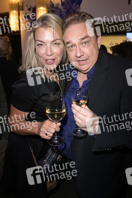 Weltpremiere der 'Falling In Love' Grand Show 2023 in Berlin