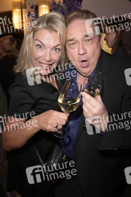 Weltpremiere der 'Falling In Love' Grand Show 2023 in Berlin