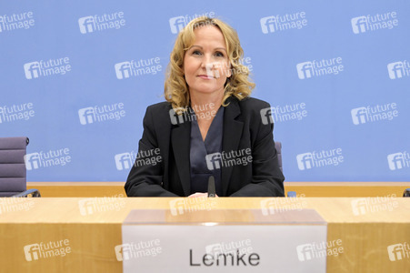 Bundespressekonferenz Vorschläge zum Umgang mit dem Wolf in Berlin