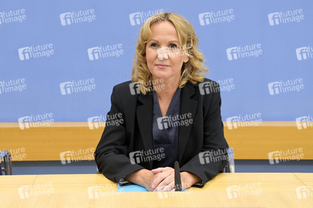 Bundespressekonferenz Vorschläge zum Umgang mit dem Wolf in Berlin