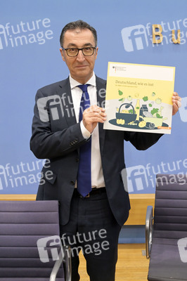 Bundespressekonferenz Vorstellung des Ernährungsreports 2023 in Berlin