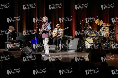Konzert vom John McLaughlin Quintet in Hannover