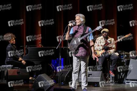 Konzert vom John McLaughlin Quintet in Hannover