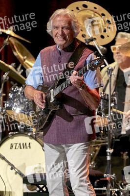 Konzert vom John McLaughlin Quintet in Hannover