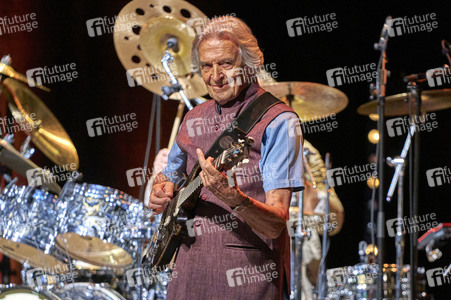 Konzert vom John McLaughlin Quintet in Hannover