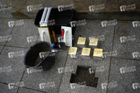 Stolpersteinverlegung vor der Archenhold-Sternwarte in Berlin