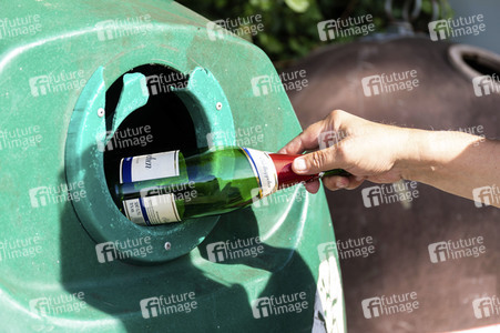 Symbolfoto Glas-Recycling