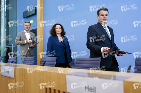 Bundespressekonferenz Turbo zur Arbeitsmarktintegration in Berlin