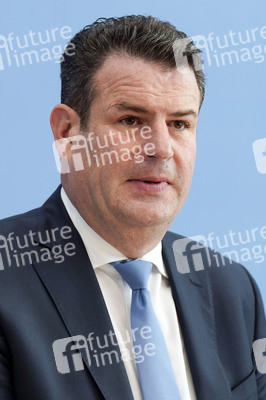 Bundespressekonferenz Turbo zur Arbeitsmarktintegration in Berlin