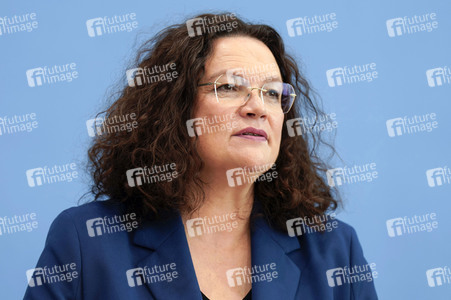 Bundespressekonferenz Turbo zur Arbeitsmarktintegration in Berlin