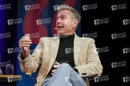 Dirk Steffens bei der lit.Cologne Spezial 2023 in Köln