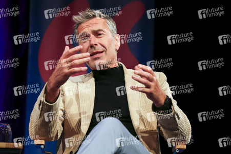 Dirk Steffens bei der lit.Cologne Spezial 2023 in Köln