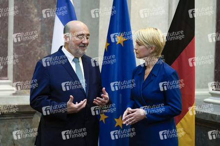 1037. Bundesratssitzung in Berlin