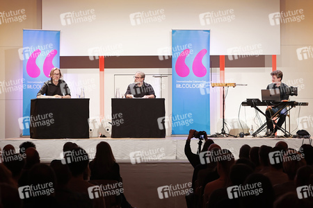 Sven Stricker und Bjarne Mädel auf der lit.Cologne 2023 in Köln
