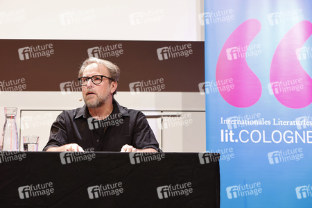 Sven Stricker und Bjarne Mädel auf der lit.Cologne 2023 in Köln