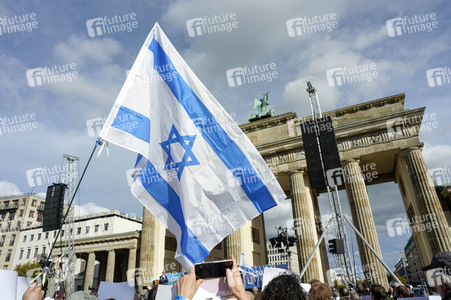 Kundgebung gegen Antisemitismus und für Solidarität mit Israel in Berlin