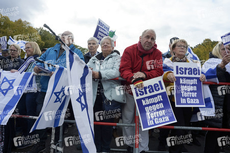 Kundgebung gegen Antisemitismus und für Solidarität mit Israel in Berlin