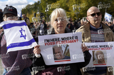 Kundgebung gegen Antisemitismus und für Solidarität mit Israel in Berlin