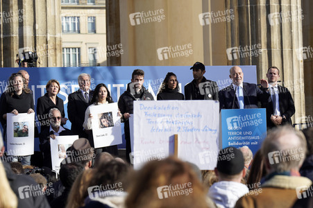 Kundgebung gegen Antisemitismus und für Solidarität mit Israel in Berlin