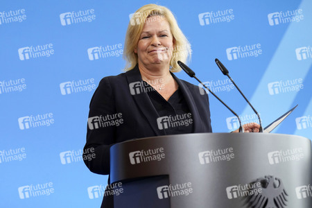 Pressestatement von Nancy Faeser in Berlin