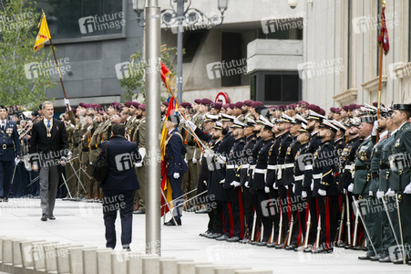 Kronprinzessin Leonor schwört den Treueeid in Madrid