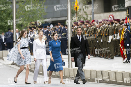 Kronprinzessin Leonor schwört den Treueeid in Madrid