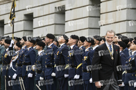 Kronprinzessin Leonor schwört den Treueeid in Madrid