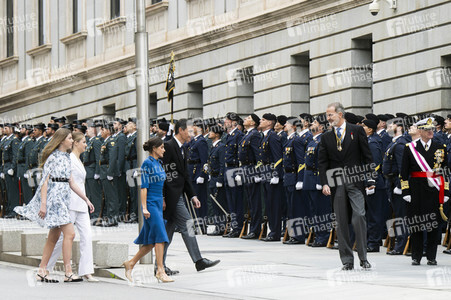 Kronprinzessin Leonor schwört den Treueeid in Madrid