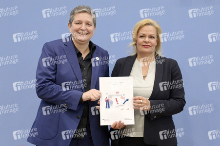 Bundespressekonferenz Vorstellung des BSI-Lageberichts 2023 in Berlin
