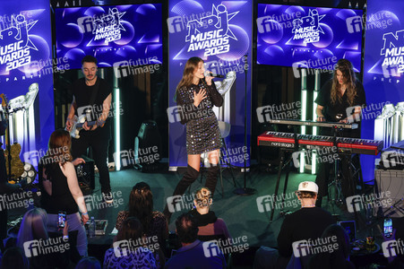NRJ Music Award Pre-Party mit Leony in Berlin