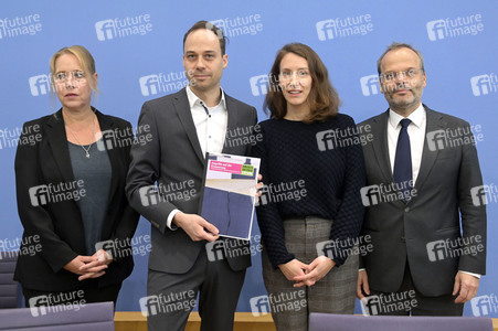 Bundespressekonferenz Zivilgesellschaftliches Lagebild Antisemitismus in Berlin
