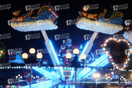 Weihnachtsmarkt 'Winterzauber' in Berlin