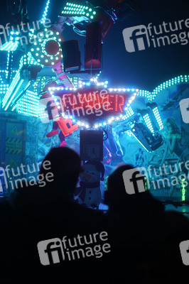 Weihnachtsmarkt 'Winterzauber' in Berlin