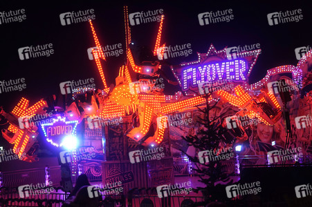 Weihnachtsmarkt 'Winterzauber' in Berlin