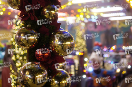 Weihnachtsmarkt 'Winterzauber' in Berlin