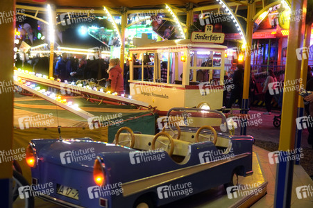 Weihnachtsmarkt 'Winterzauber' in Berlin