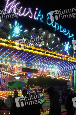 Weihnachtsmarkt 'Winterzauber' in Berlin