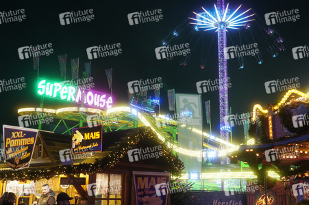 Weihnachtsmarkt 'Winterzauber' in Berlin