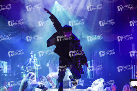 Vorpremiere der Dinnershow'Palazzo' in Berlin