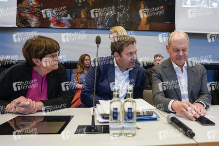 Fraktionssitzung der SPD-Bundestagsfraktion in Berlin