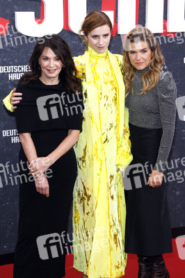 Serienpremiere 'Deutsches Haus' in Berlin