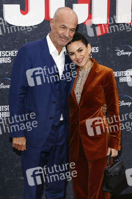Serienpremiere 'Deutsches Haus' in Berlin