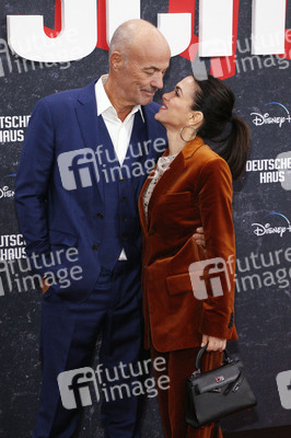 Serienpremiere 'Deutsches Haus' in Berlin
