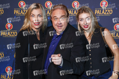 Galapremiere der Palazzo Dinnershow in Berlin