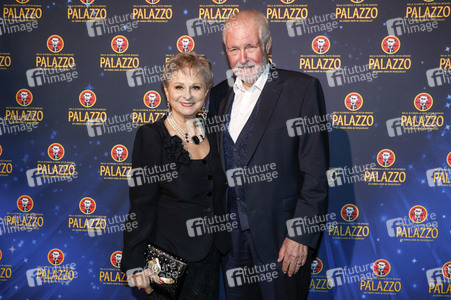 Galapremiere der Palazzo Dinnershow in Berlin